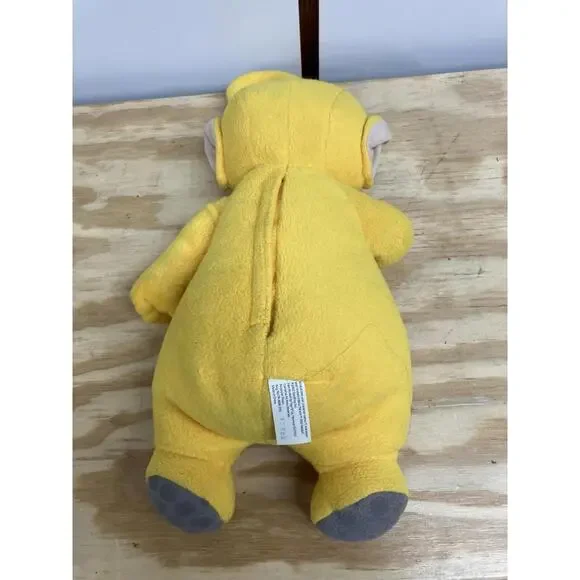 Yellow Teletubbies Laa Laa Talking Plush Playskool 12-Inch Stuffed Toy 1998 VTG - Picture 5 of 6